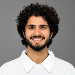 Adrian Sadeghi, online English 導師