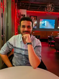Saeid Azimi, online English Tutor