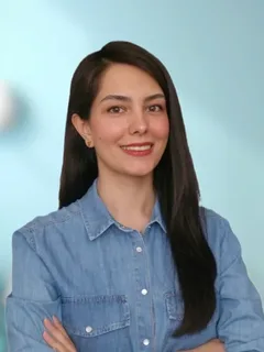 Tannaz Askary, online English 导师