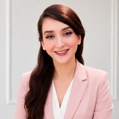 Romina Ehsani, online English 导师