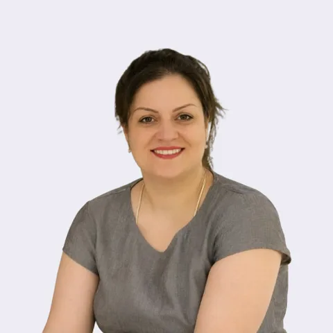SADAF, online English tutor