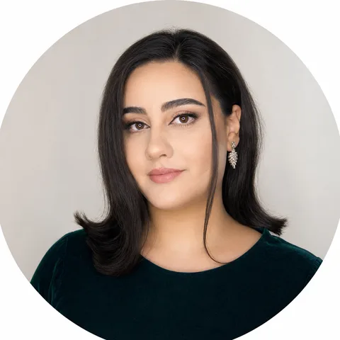 Marjan Khademi, online English tutor