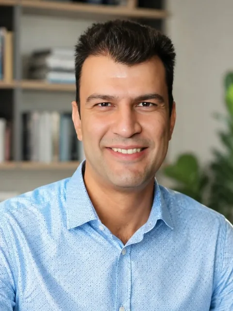 Sam Roy, online English tutor