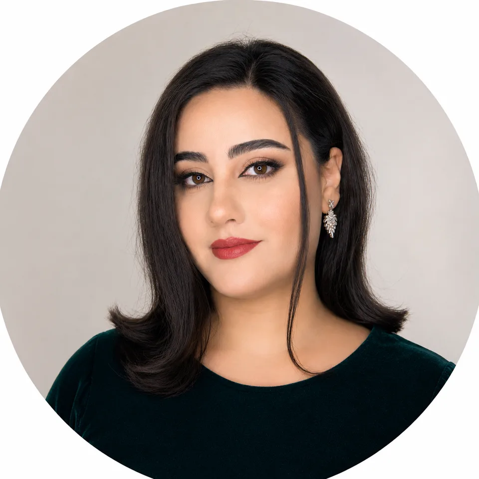 自我介绍视频 — Marjan Khademi
