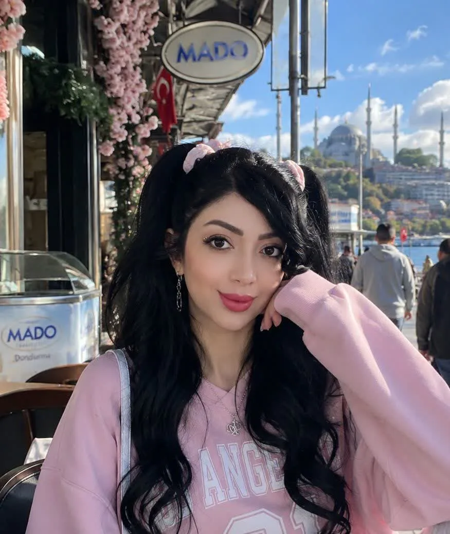 Mina Rahravi