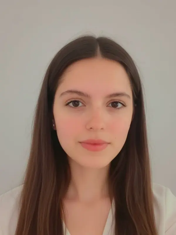Farnia Firoozian