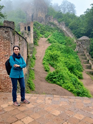 Roodkhan Castle